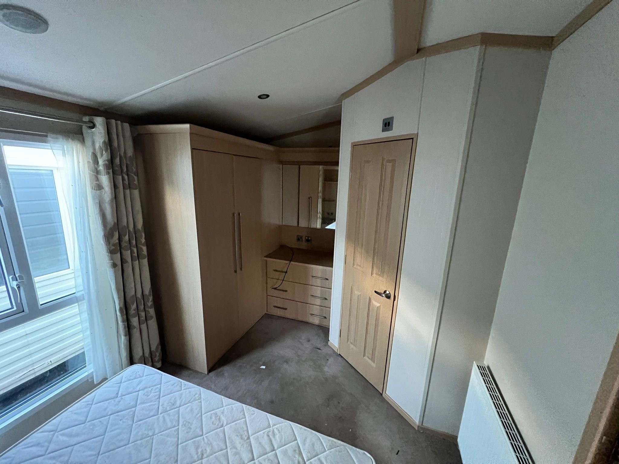 Mobilus namelis Essence ATVYKSTA — изображение 23