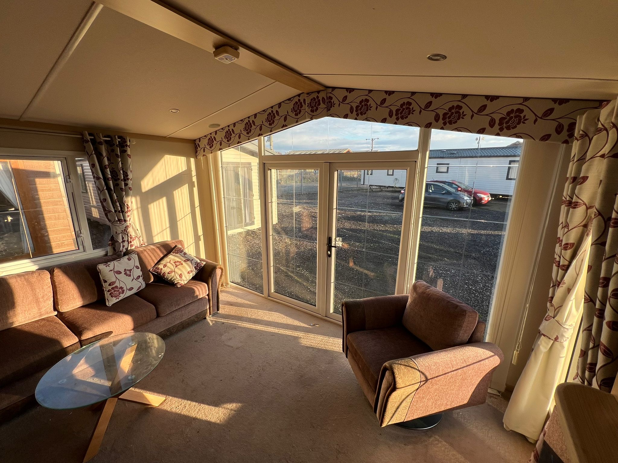 Mobilus namelis Essence ATVYKSTA — изображение 6