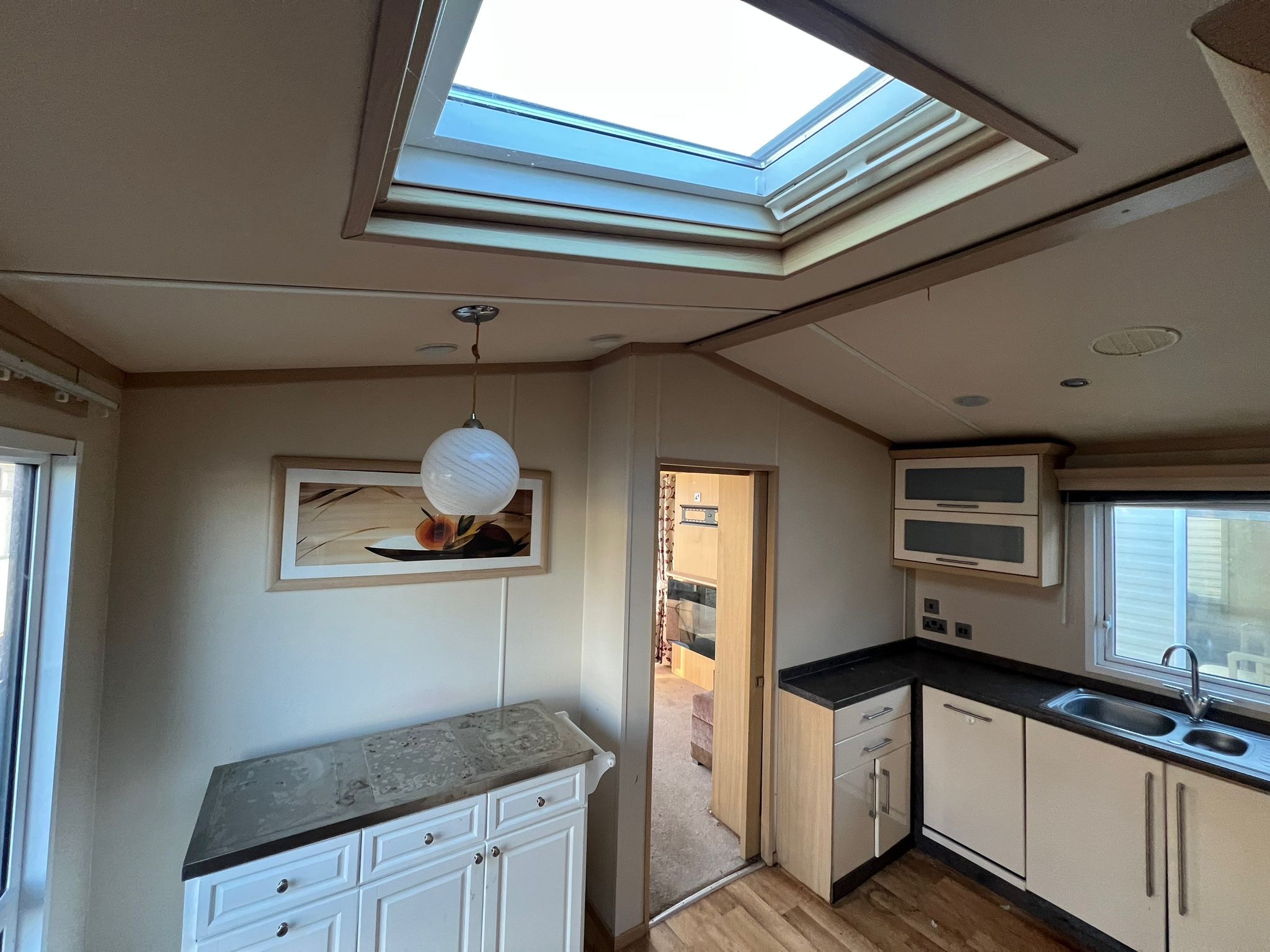 Mobilus namelis Essence ATVYKSTA — изображение 15